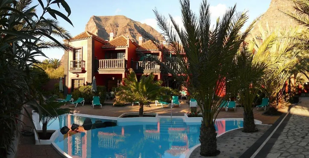 Apartamentos Punta Marina contacts